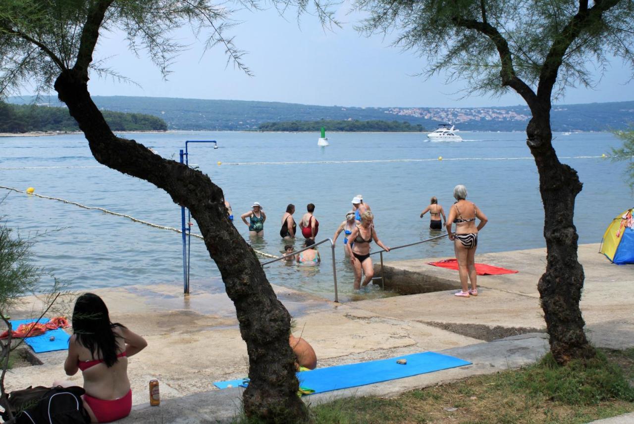 Apartments With A Swimming Pool Punat, Krk - 5378 ภายนอก รูปภาพ