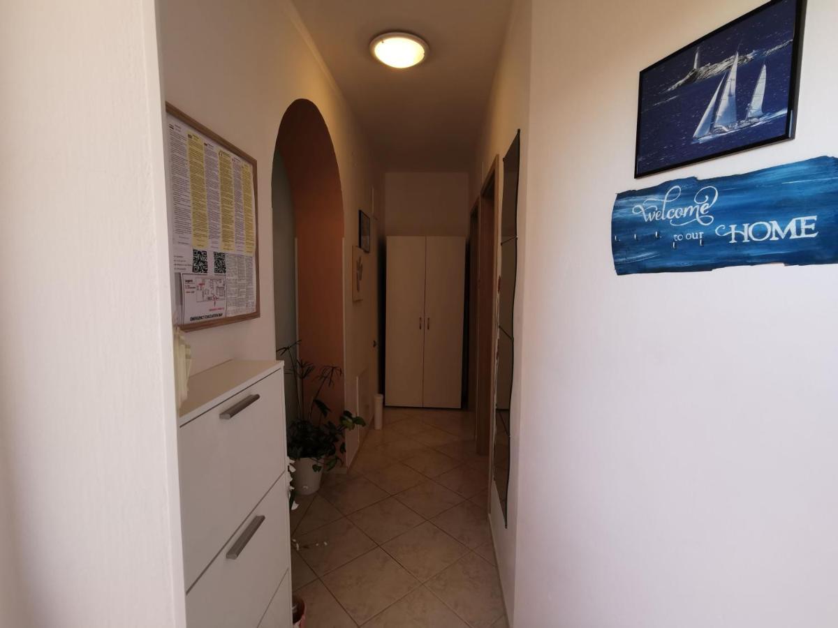 Apartments With A Swimming Pool Punat, Krk - 5378 ภายนอก รูปภาพ